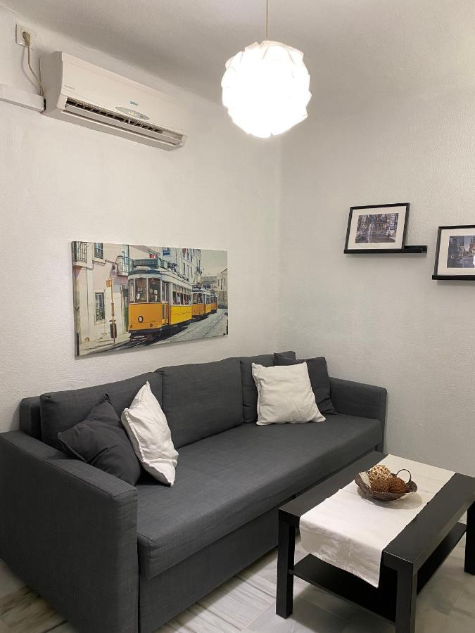 סביליה Beautiful Apartment In Historic City Center מראה חיצוני תמונה